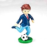 Figura de tarta para Primera Comunión, niño con chaqueta y balón de fútbol.